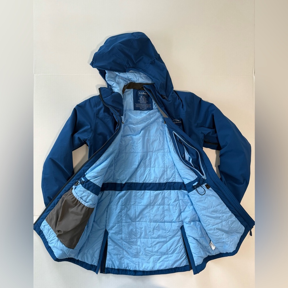 L.L. Bean Women's Waterproof PrimaLoft Jacket (001) - Picture 2 of 4